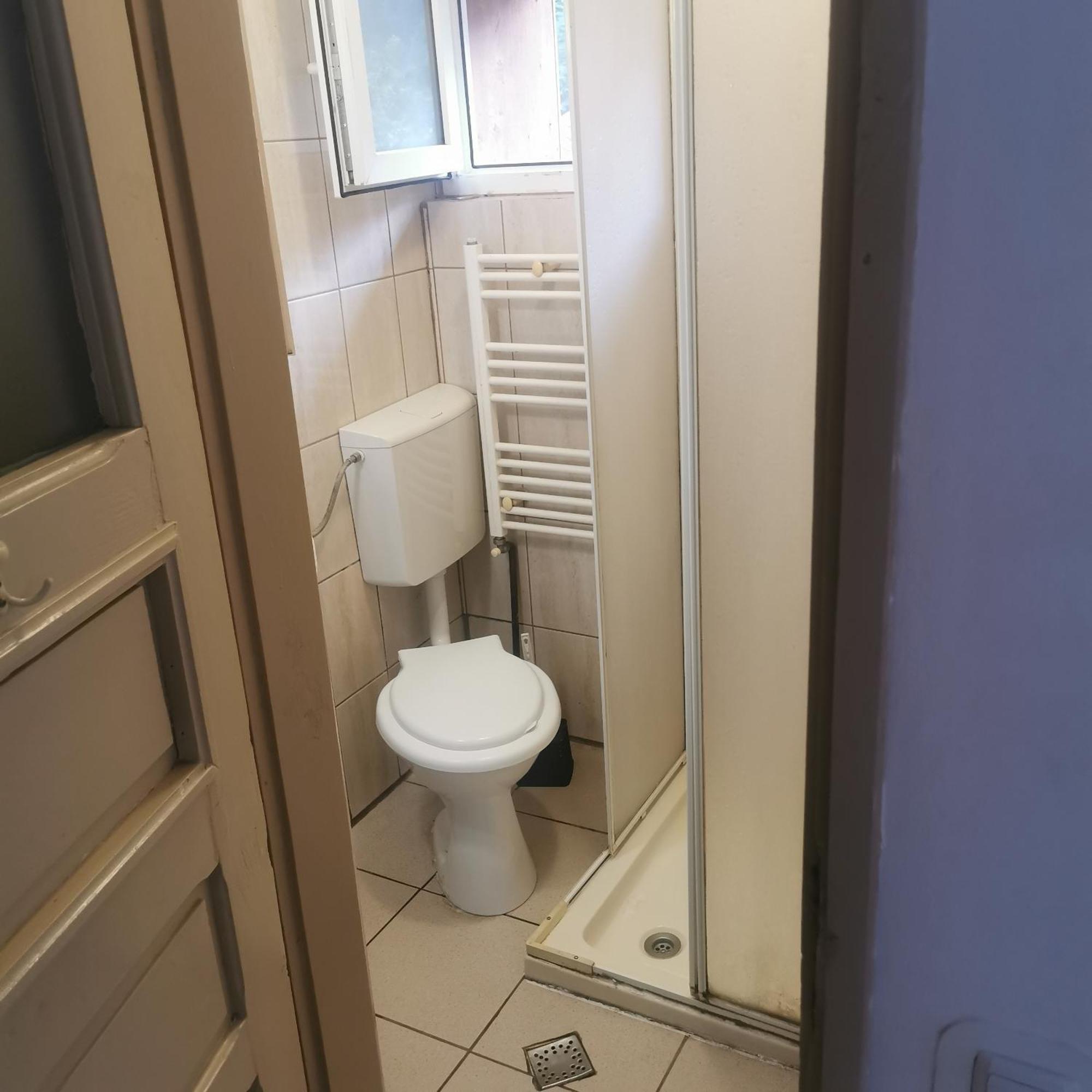 Pensiunea Fara Nume Busteni Ngoại thất bức ảnh