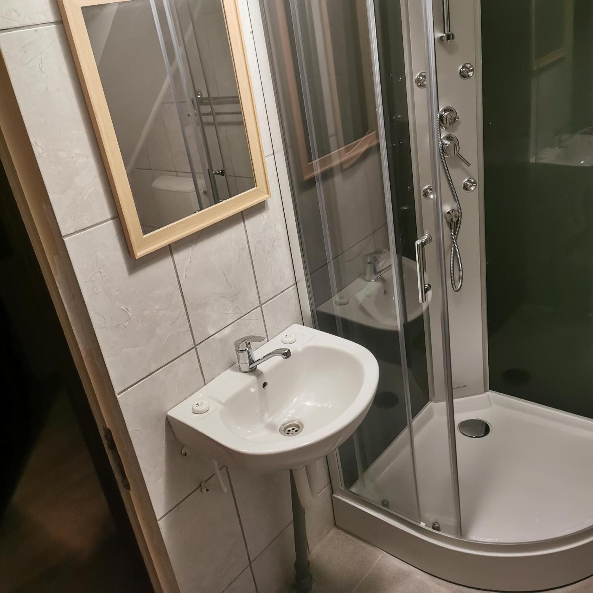 Pensiunea Fara Nume Busteni Ngoại thất bức ảnh